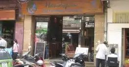 Handspan in Hanoi