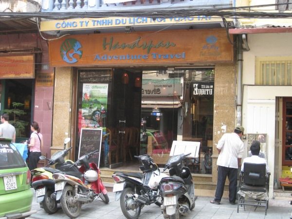 Handspan in Hanoi