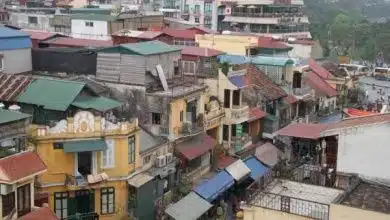Blick von der Dachterasse des Hotels Serenade in Hanoi